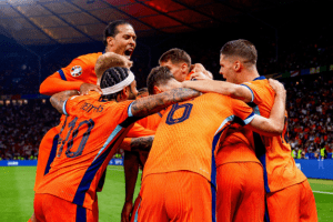 贝尔纳韦,秒闪电破门,创创意甲最,500足球比分,500体育即时比分,500体育比分网,比分直播