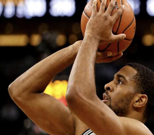 欧冠新王诞,马丁内利五,战进球,500足球比分,500体育即时比分,500体育比分网,比分直播